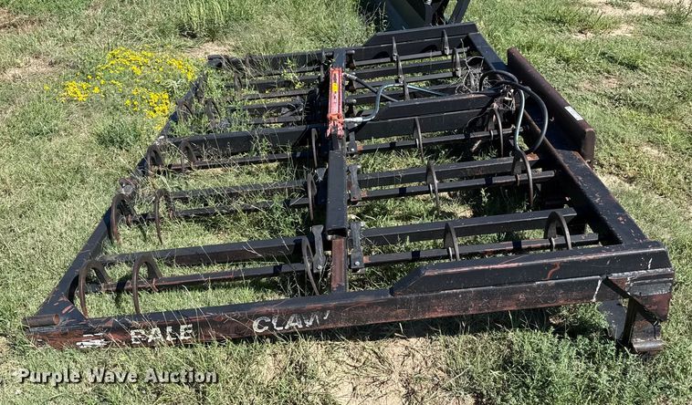 image for item EP0563 Bale Claw XL 5x3 skid steer bale accumulator grapple
