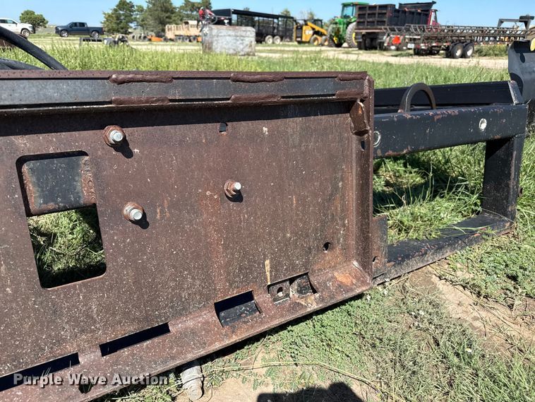 image for item EP0563 Bale Claw XL 5x3 skid steer bale accumulator grapple