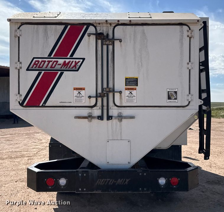 image for item EP0568 2024 Kenworth C500 feed mixer truck