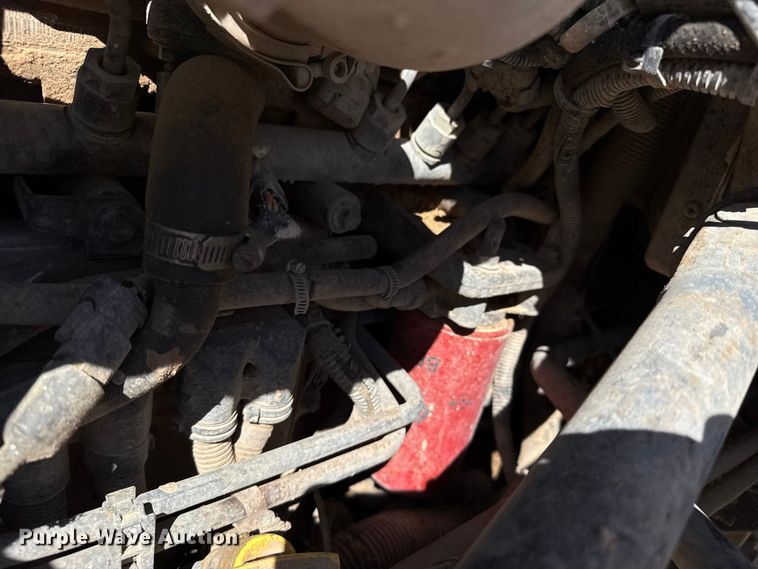 image for item EP0570 2009 Peterbilt 335 feed mixer truck