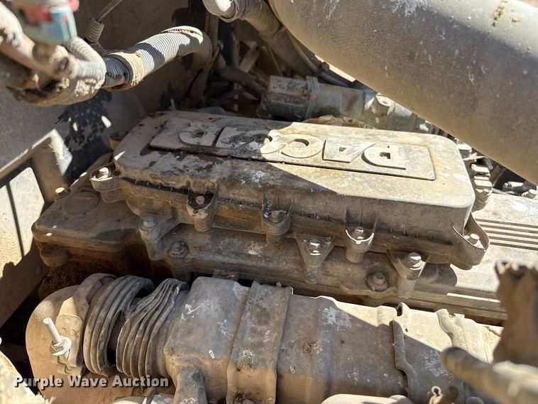 image for item EP0570 2009 Peterbilt 335 feed mixer truck