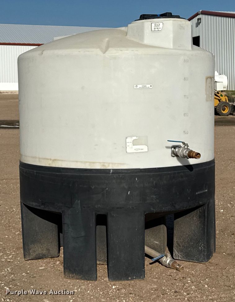 image for item EP0630 Poly tank