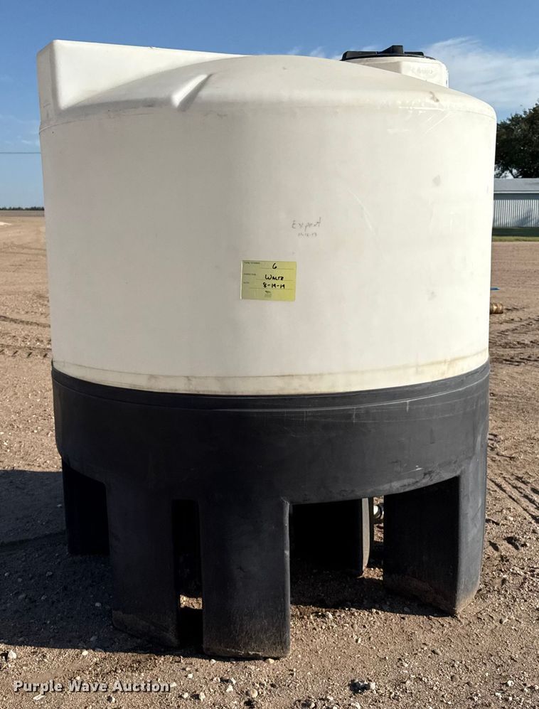 image for item EP0630 Poly tank