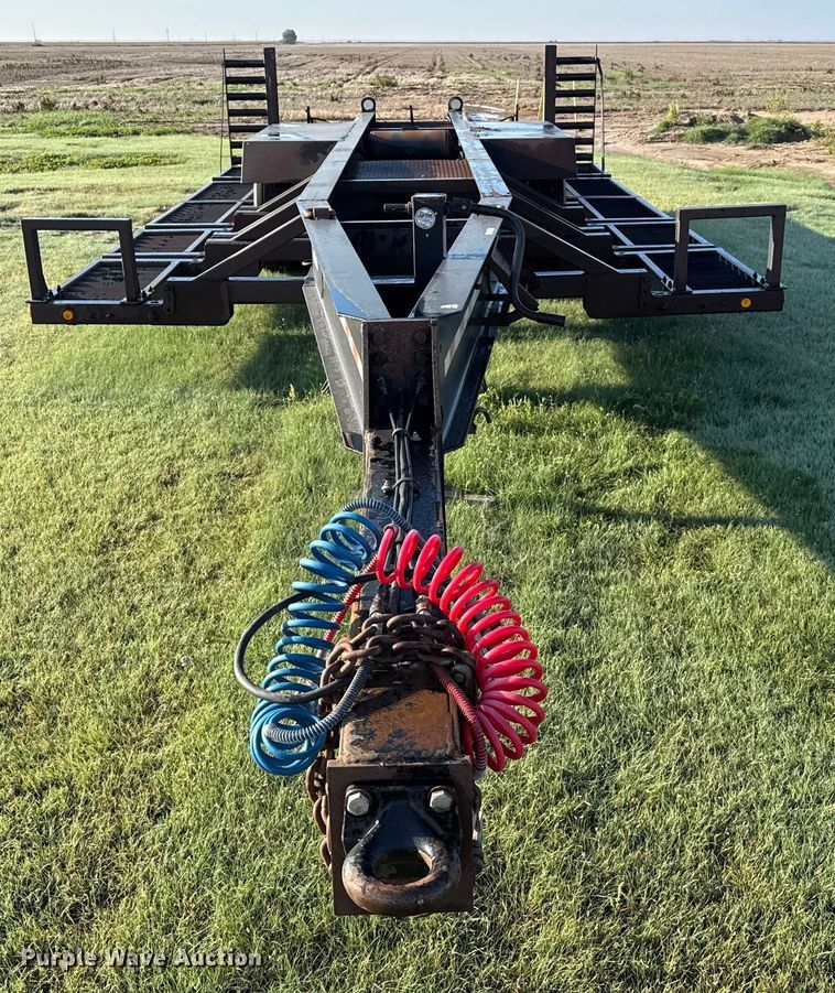 image for item EP0631 2012 B-B sprayer trailer