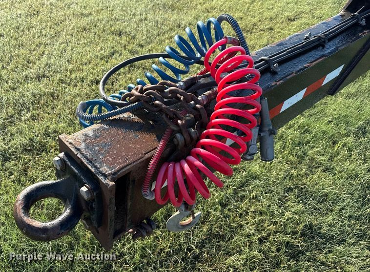 image for item EP0631 2012 B-B sprayer trailer