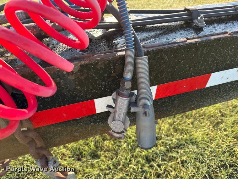 image for item EP0631 2012 B-B sprayer trailer