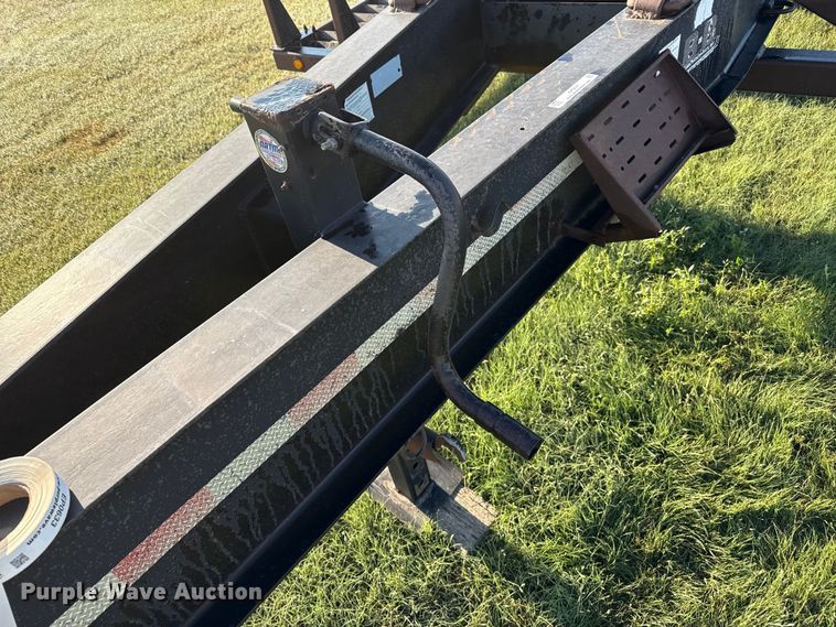 image for item EP0631 2012 B-B sprayer trailer