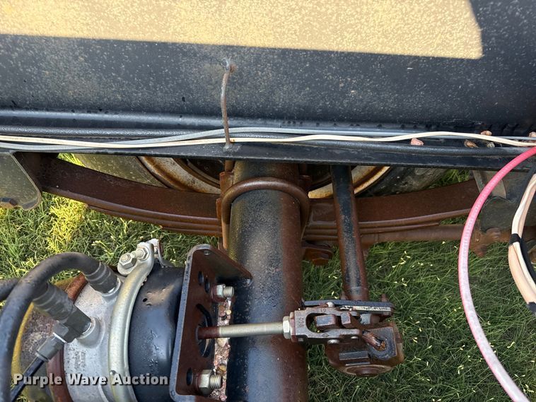 image for item EP0631 2012 B-B sprayer trailer