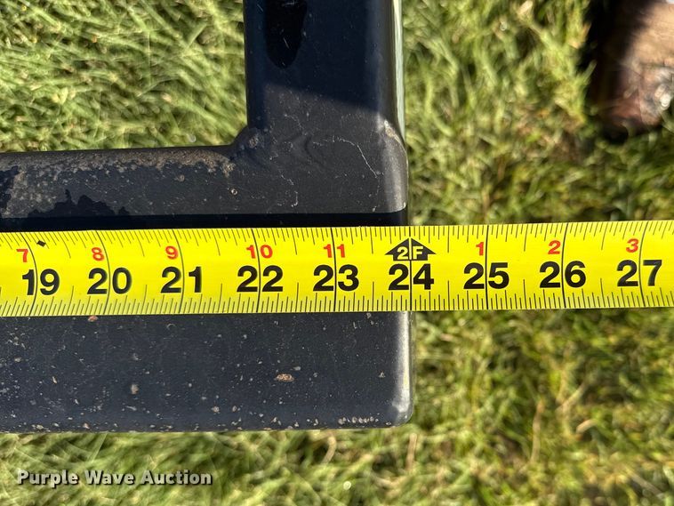 image for item EP0631 2012 B-B sprayer trailer