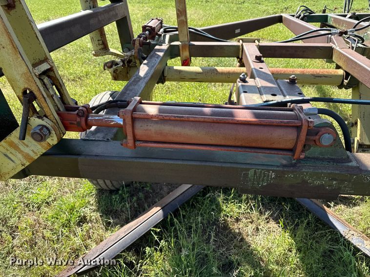 image for item EP0637 1979 Noble sweep plow