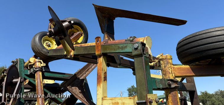 image for item EP0637 1979 Noble sweep plow