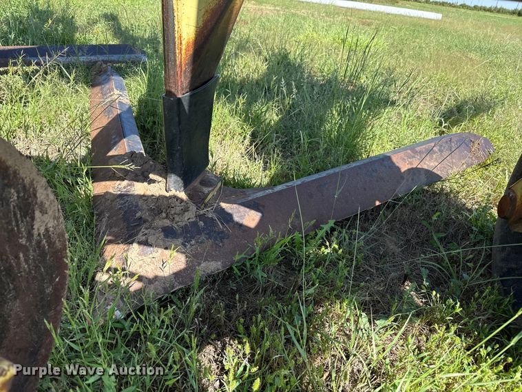 image for item EP0637 1979 Noble sweep plow