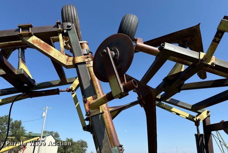 image for item EP0637 1979 Noble sweep plow