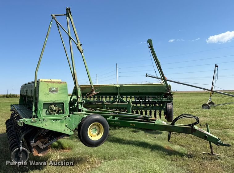 image for item EP0638 John Deere 530 grain drill