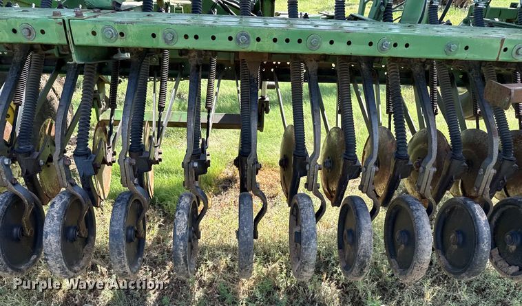 image for item EP0638 John Deere 530 grain drill