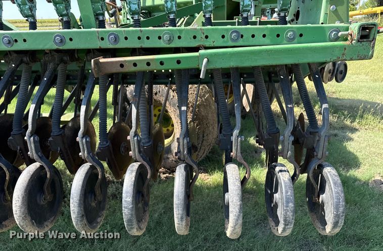 image for item EP0638 John Deere 530 grain drill