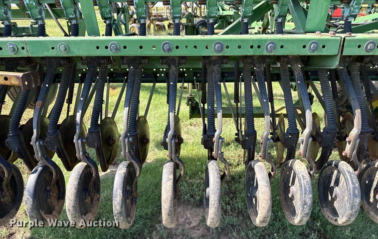 image for item EP0638 John Deere 530 grain drill