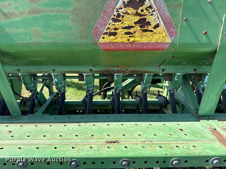 image for item EP0638 John Deere 530 grain drill