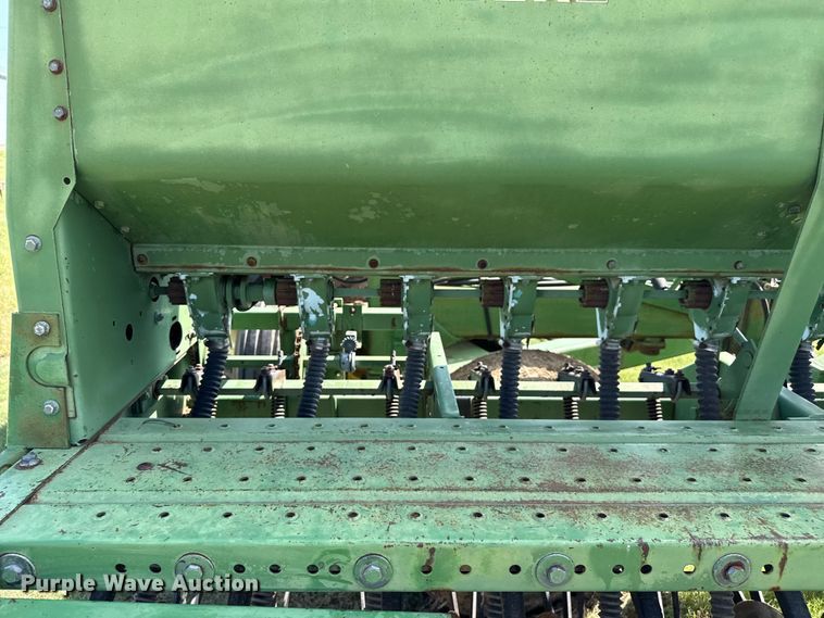 image for item EP0638 John Deere 530 grain drill