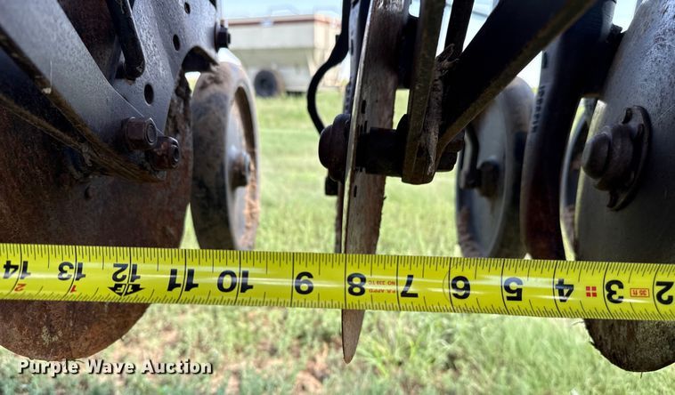 image for item EP0638 John Deere 530 grain drill