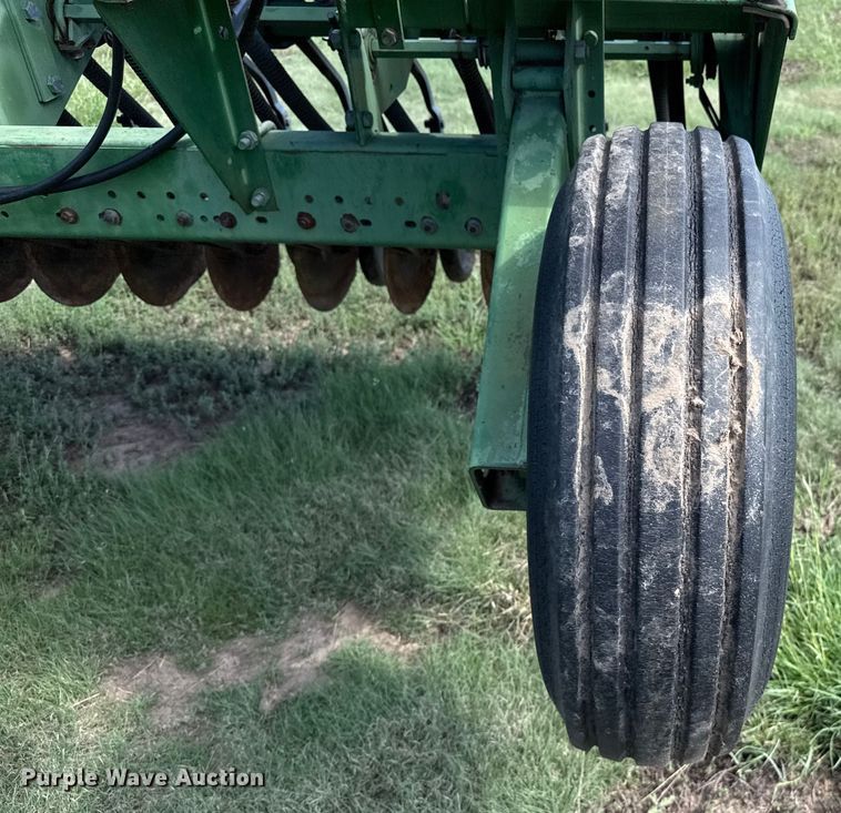 image for item EP0638 John Deere 530 grain drill