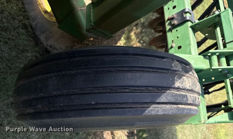 image for item EP0638 John Deere 530 grain drill