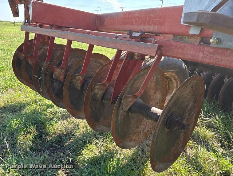 image for item EP0639 International 490 double off-set disk