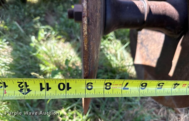 image for item EP0639 International 490 double off-set disk