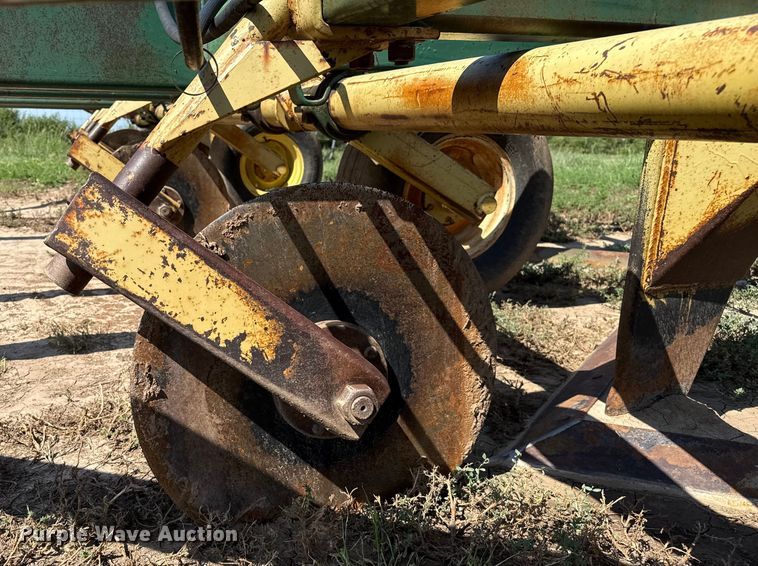 image for item EP0643 Sweep plow