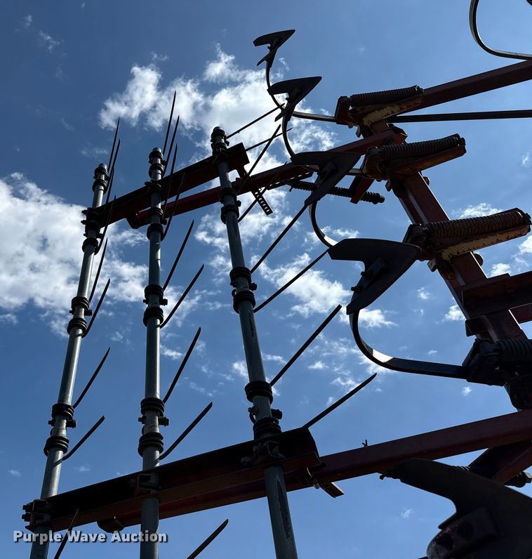 image for item EP0644 field cultivator