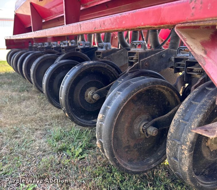 image for item ER0050 International Harvester 5100 grain drill