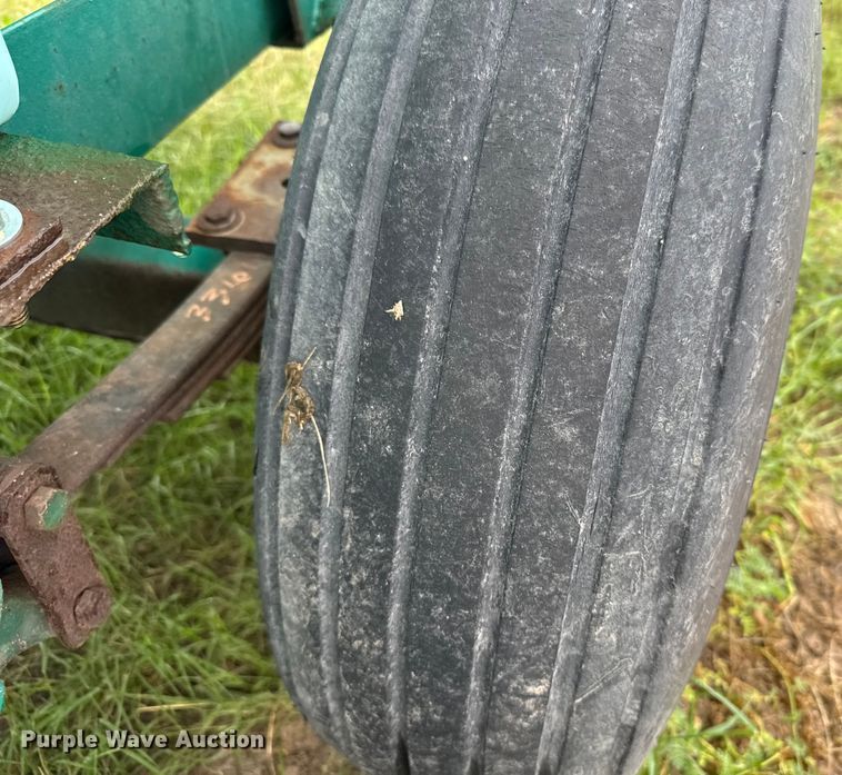 image for item ER2299 Nurse tank trailer