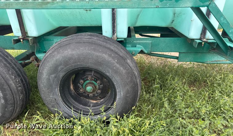 image for item ER2299 Nurse tank trailer