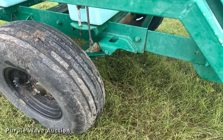 image for item ER2300 Nurse tank trailer