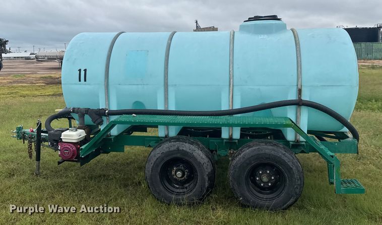 image for item ER2302 Nurse tank trailer