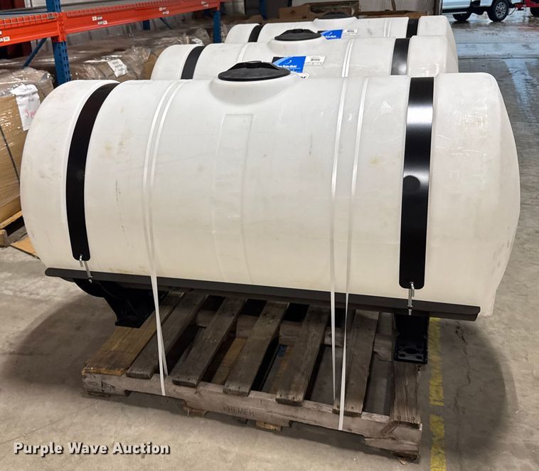 image for item ER2357 (3) poly tanks