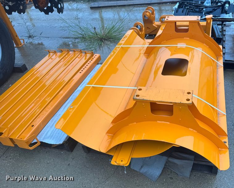 image for item ER2357 (3) poly tanks