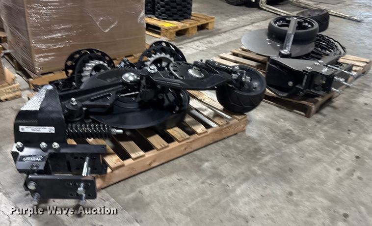 image for item ER2366 (2) Yetter Magnum 10000 row units