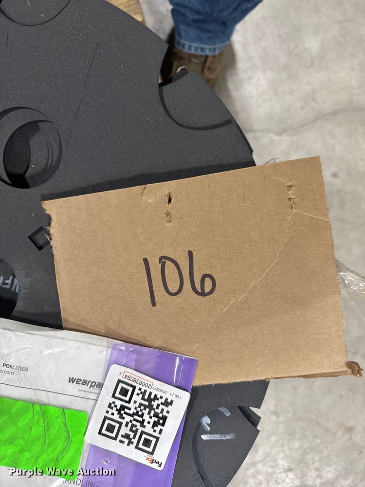 image for item ER2369 Approximately 324 Sealer blades 