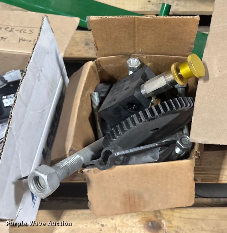 image for item ER2374 Great plains 2350  air drill cart meter box