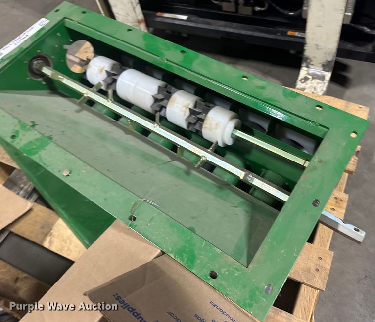 image for item ER2374 Great plains 2350  air drill cart meter box