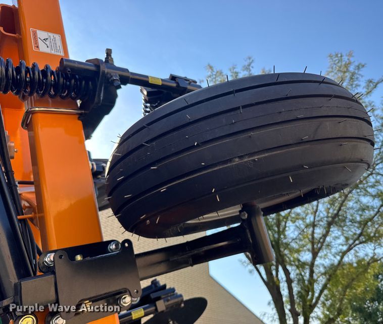 image for item ER2439 2024 Farmada Elxir 64-5-1630 NH3 applicator