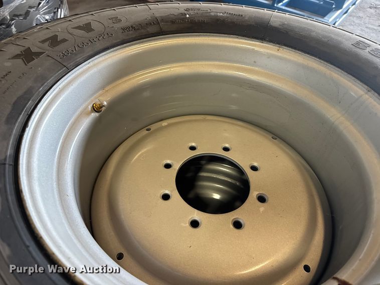 image for item ER2443  Approximately 53 385/65R22.5 tires and wheels