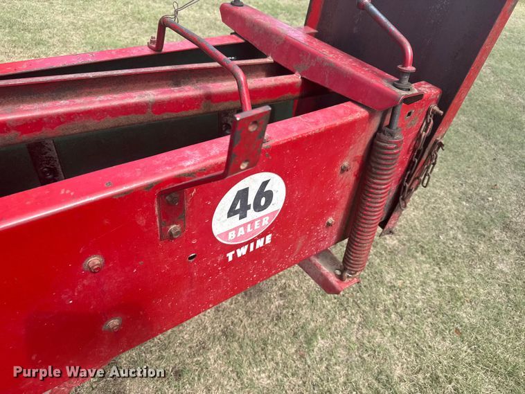 image for item ER2447 International 46 small square baler