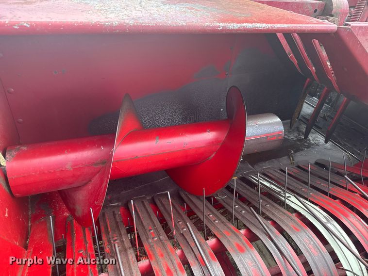 image for item ER2447 International 46 small square baler