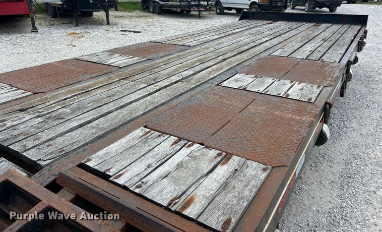 image for item ET3095 2013 Interstate 20DTA equipment trailer