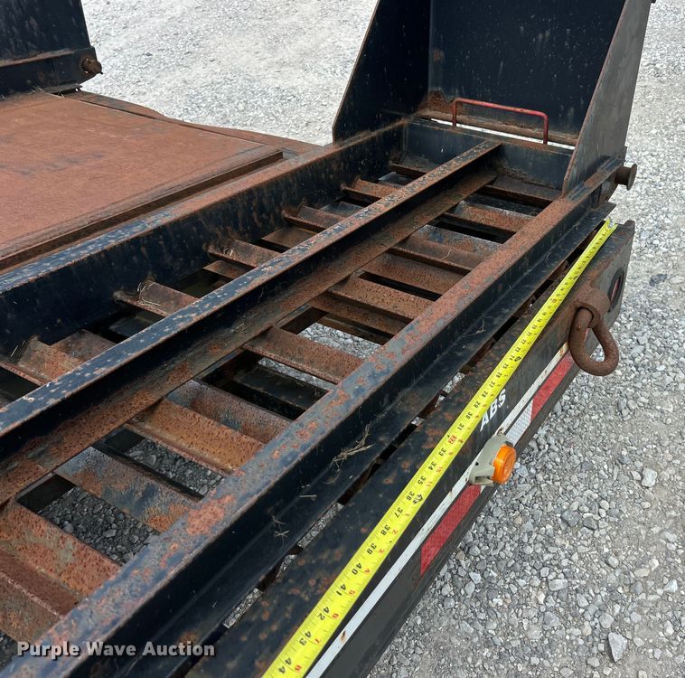 image for item ET3095 2013 Interstate 20DTA equipment trailer