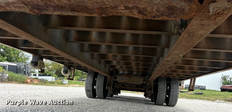 image for item ET3095 2013 Interstate 20DTA equipment trailer