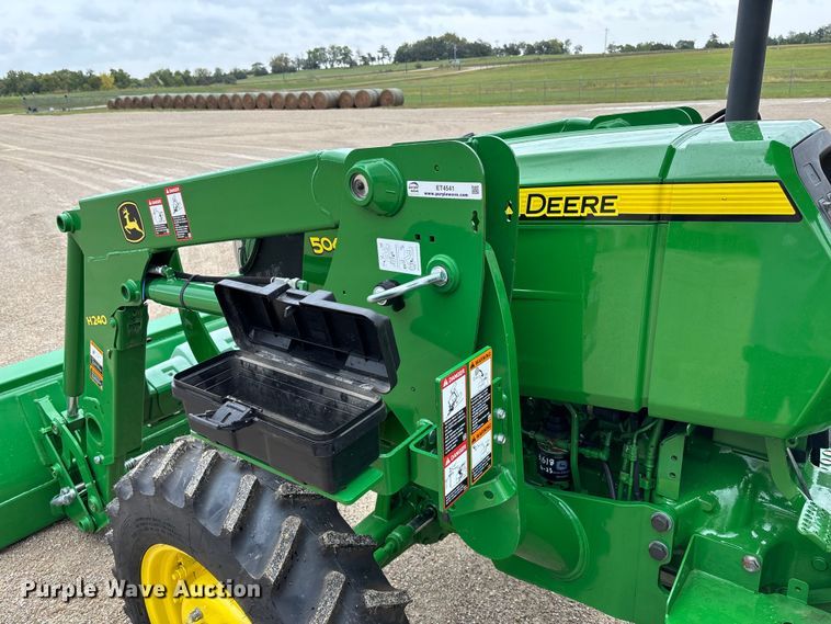 image for item ET4541 2015 John Deere 5045E MFWD tractor