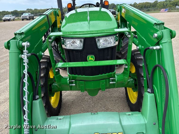 image for item ET4541 2015 John Deere 5045E MFWD tractor